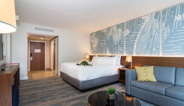 4 Family Friendly Units | Near Las Olas Boulevard - 2.2 mi | Outdoor Pool Access