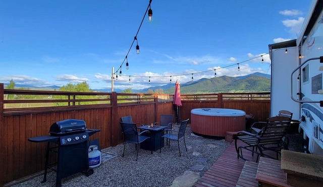 4 units includes two cottages and two trailers with king and queen beds, kitchens, and dining areas. in Talent