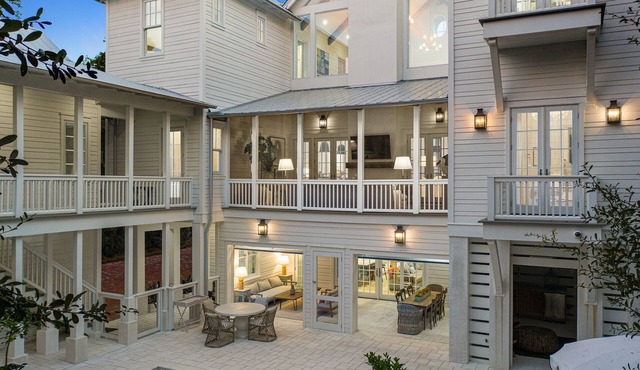 5⭐️ home w/CARR HOUSE!PVT POOL!DUNE BUGGY!6 Seater GOLF CART!5 min walk 2 beach!