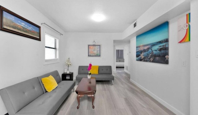 5BR Sleeps 10 | 5 Min to Beach | Fort Walton Beach | BBQ