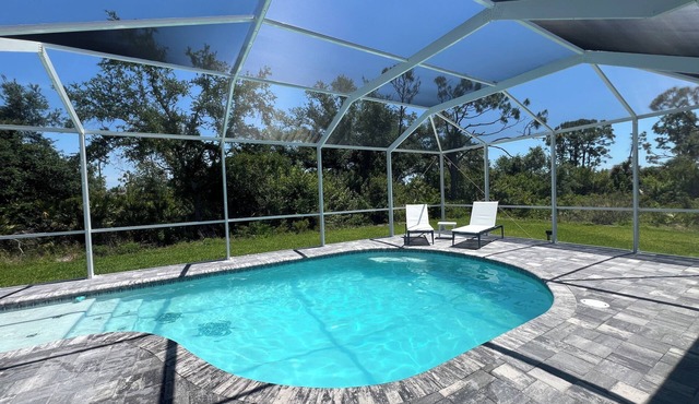 8 Turtles Villa, 5 bedrooms, child friendly, pool, spa, minutes to Boca Grande