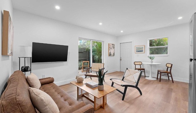 921 Apartment 1