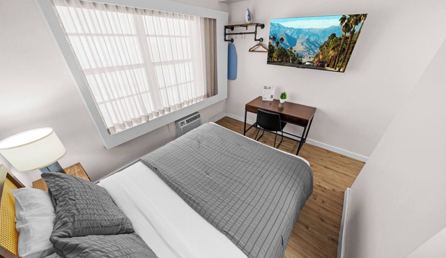 Accessible Queen Room: Stay with Perks Near Beach with Free Amenities