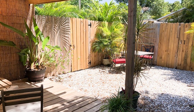 Adorable Pair - 2 private modern studios
