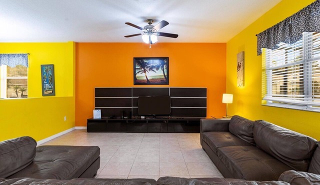 ✦ Affordable Villa ✦ w/Private Pool & Nearby Disney✦