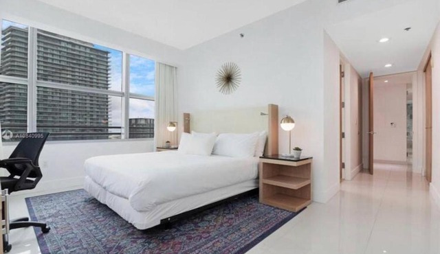 AKA Brickell Hotel 26 floor