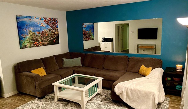 [All Inclusive] Large Family Home Near Downtown
