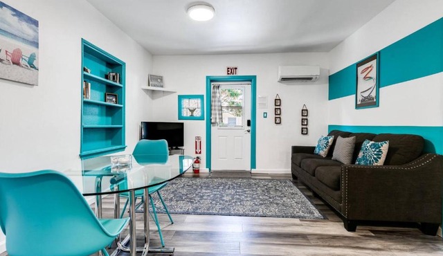 Aqua Breeze Suite