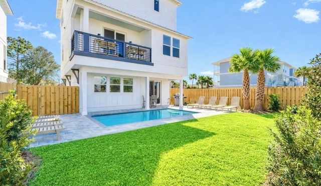 Aquadisiac: Private heated pool, Free golf cart, 1min to beach, Game & Bunk room