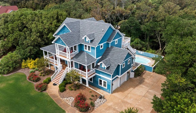 Atlantic Star: Pool, Hot Tub, Rec Room, Theater Room in Corolla