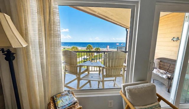 Baca Beach Escape I - 3 Pools - Pet Friendly