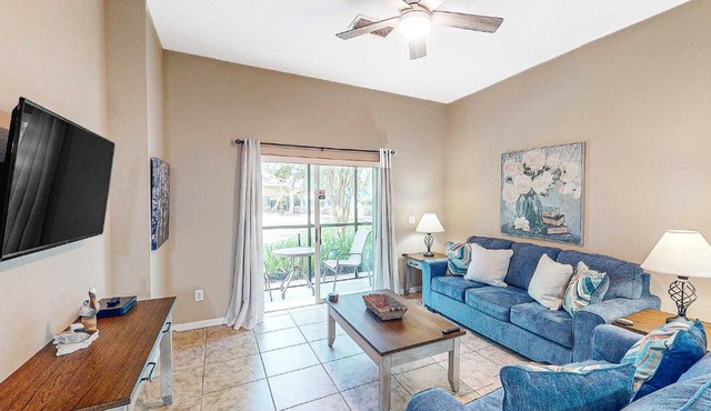 Bahama Bay Resort first-floor condo with pools & tennis court - near theme parks