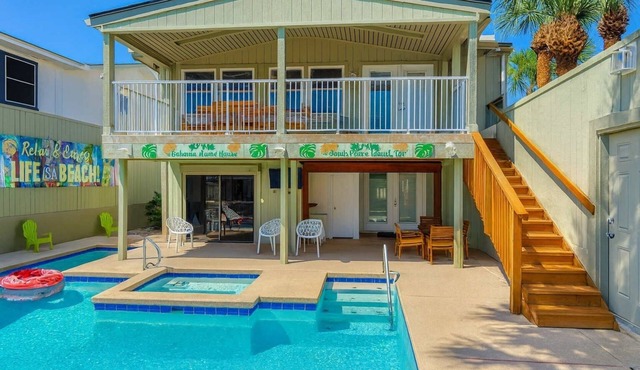 Bahama Mama House (4-Bedroom Home) with Pool by RedAwning