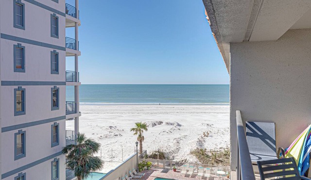 Bay + Gulf Views | Beachfront Pool + Hot Tub