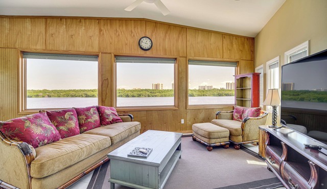 Beach Access & Resort Amenities: Jensen Beach Home