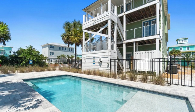 Beach Houes 6BR, Sleeps 23, Steps from Gulf, Pool