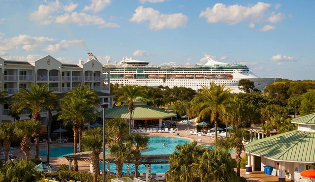 Beachfront Bliss in Cape Canaveral, Florida: Your Perfect Getaway Awaits!