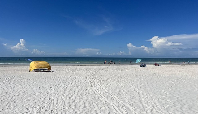 Beachfront Condo Resort in Paradise - ADA