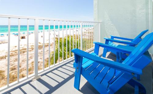 Beachfront, Free beach service, No fees-CC305 Pcb