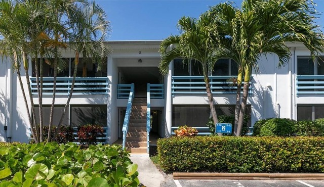 BEACHFRONT JENSEN BEACH HUTCHINSON ISLAND CONDO