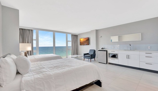 Beautiful room on the beach