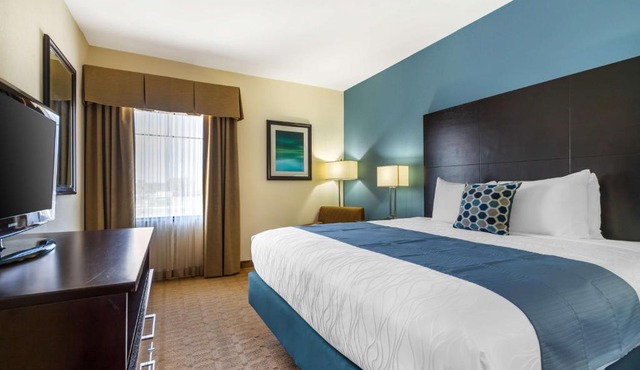 Best Western Plus Lytle Inn and Suites