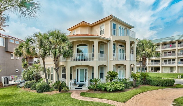 Bird of Paradise, see the # of 5-stars-Just steps from Beach