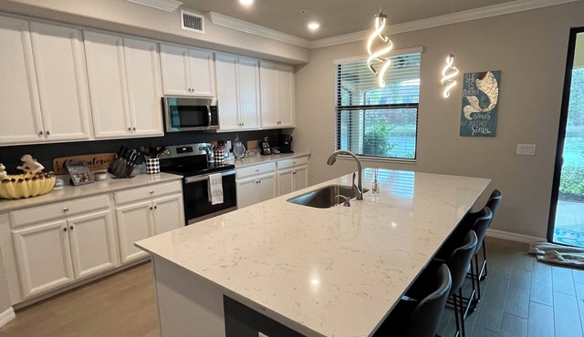 Bonita National Coach home, offers endless amenities for everyone