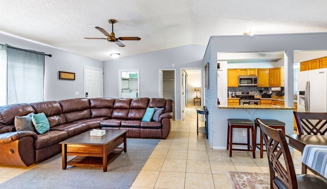 BR Tropical Oasis in Port St Lucie