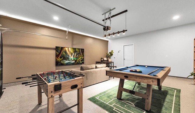 Brand New 3BR Home with Game Room & BBQ Near The Woodlands