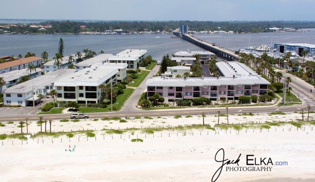 Bridgeport 204 · Gulf Lanai