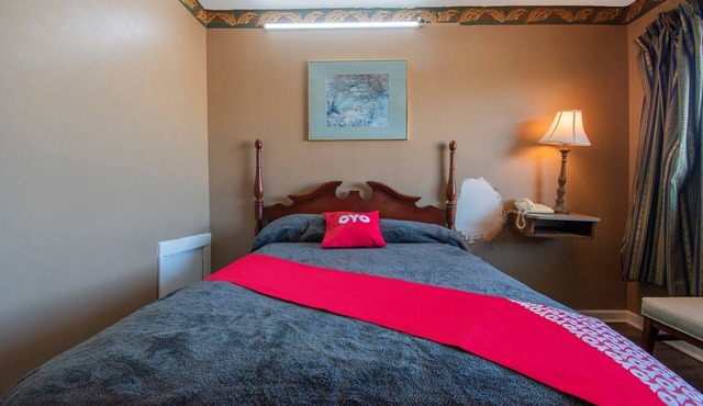 Calhoun GA|Queen Bed|Smoking