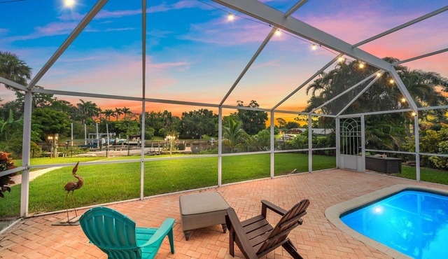Canal-Front, Large Pool, Near Top Beaches and Downtown
