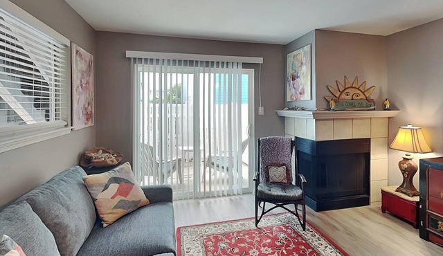 Canvas Palms | Private Balcony, Pool Access in Galveston