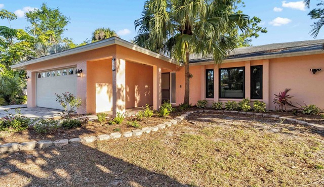 Casa del Mar - Under 5 Miles to Siesta Beach
