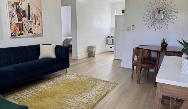 Central & Convenient 2 Bedroom - South of Wynwood