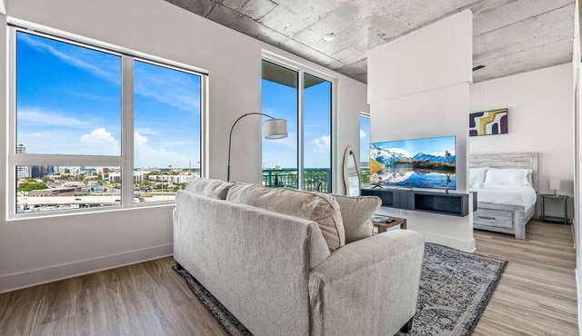 Channelside High Rise | Perfect for Remote Work!