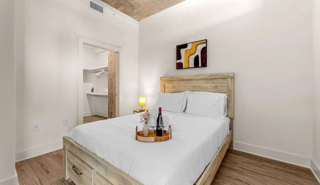 Channelside: Near Everything in Tampa! Ybor | DT