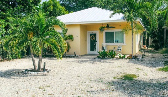 Charming 3-bedroom home in Key Largo, perfect for a family getaway!