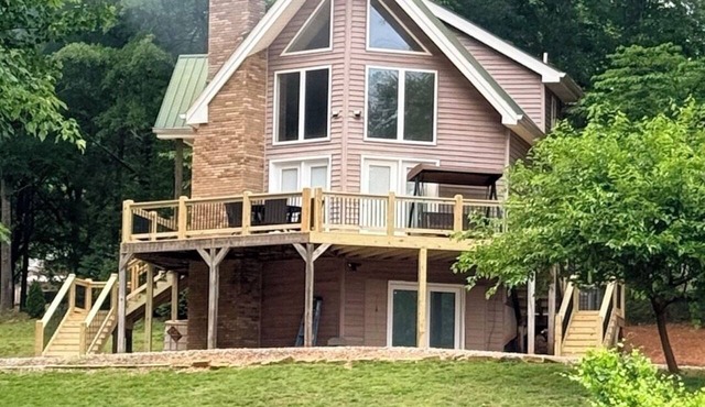 Charming 3BR Home Close to Lake Lanier & Local Attractions