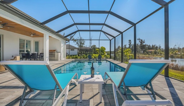 Charming 4-bedroom villa with AC &Heated Saltwater Pool in peaceful Cape Coral