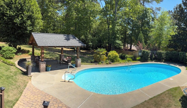 Charming Aiken Retreat