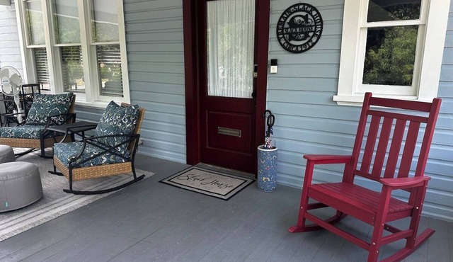 Charming Downtown Lower Level Duplex Historic Home