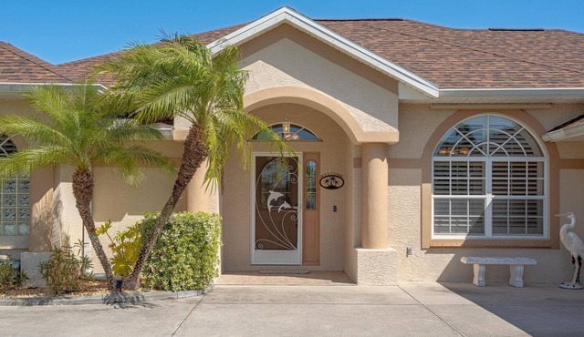 Charming home offers memorable moments. Pool - Villa Cheery Waters Retreat - Roelens Vacations