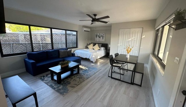 Charming Miami Studio