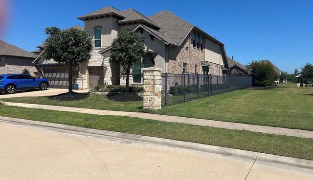 Charming & Modern 1-Bedroom Apartment in Town Lake in cypress