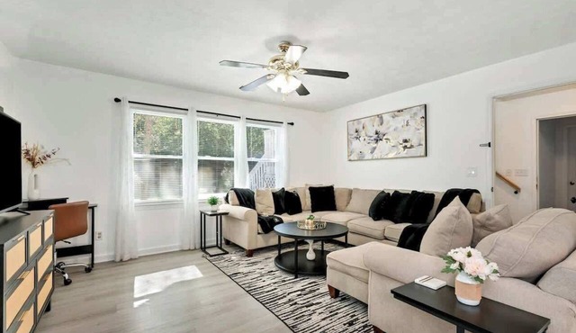 > Charming Modern Guest House Near Lake Lanier