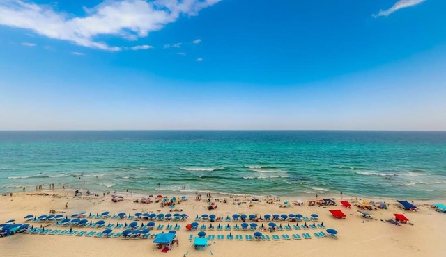Charming oceanfront condo with Gulf view shared pools & hot tub & beach access