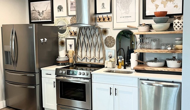 Charming Rustic Studio w/Private Entrance