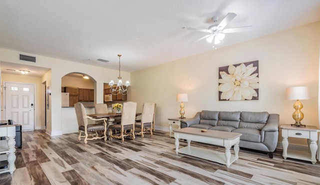 Clean and Fresh Oldsmar Apartment